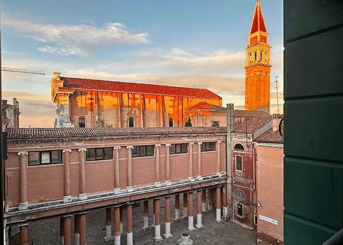Aparthotel Palazzo Contarini Della Porta Di Ferro à Venise